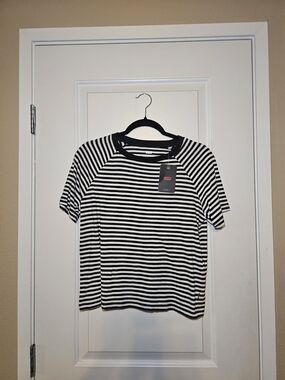 Levi's Black and White Striped Short Sleeve Crop